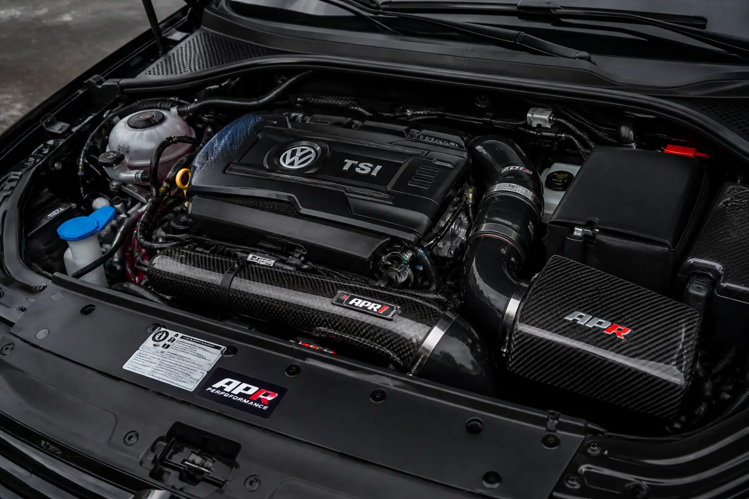 2020 VOLKSWAGEN Passat gallery photo