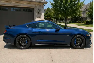 2025 Ford Mustang gallery thumbnail