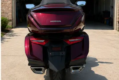 2025 Honda Gold Wing gallery thumbnail